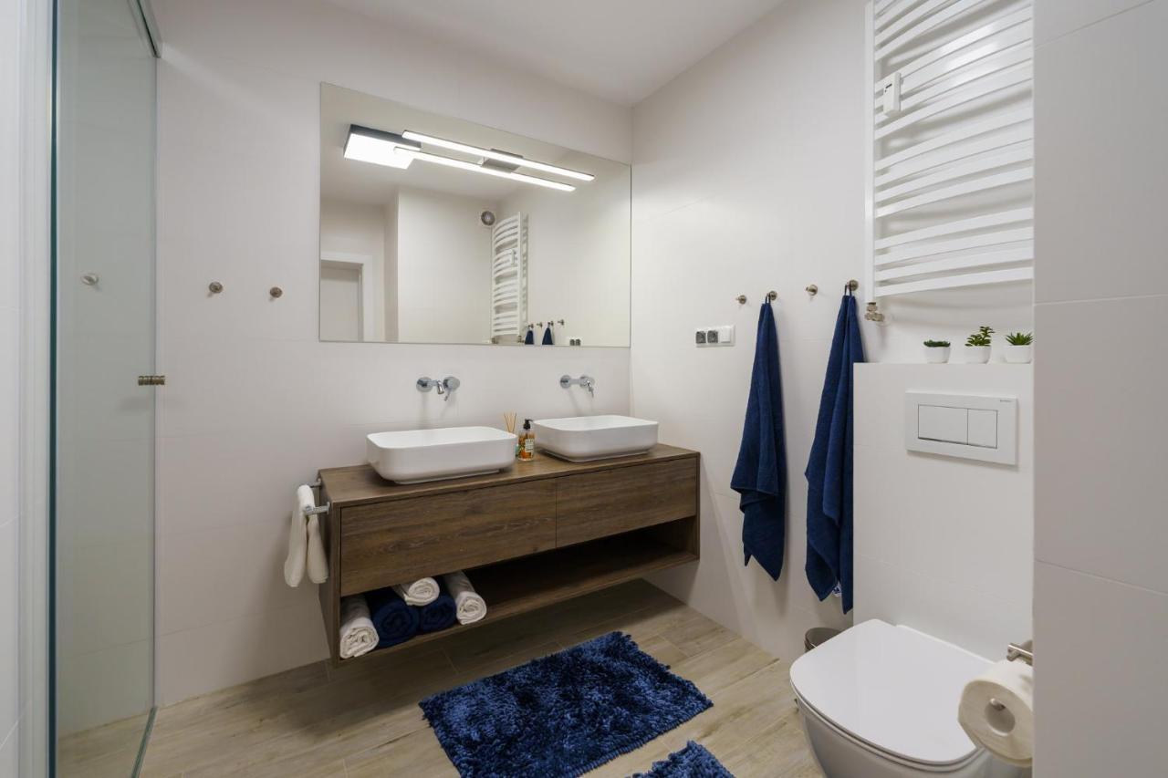 Apartamenty Lighthouse - Kasprowicza 100 Kolobrzeg Ngoại thất bức ảnh
